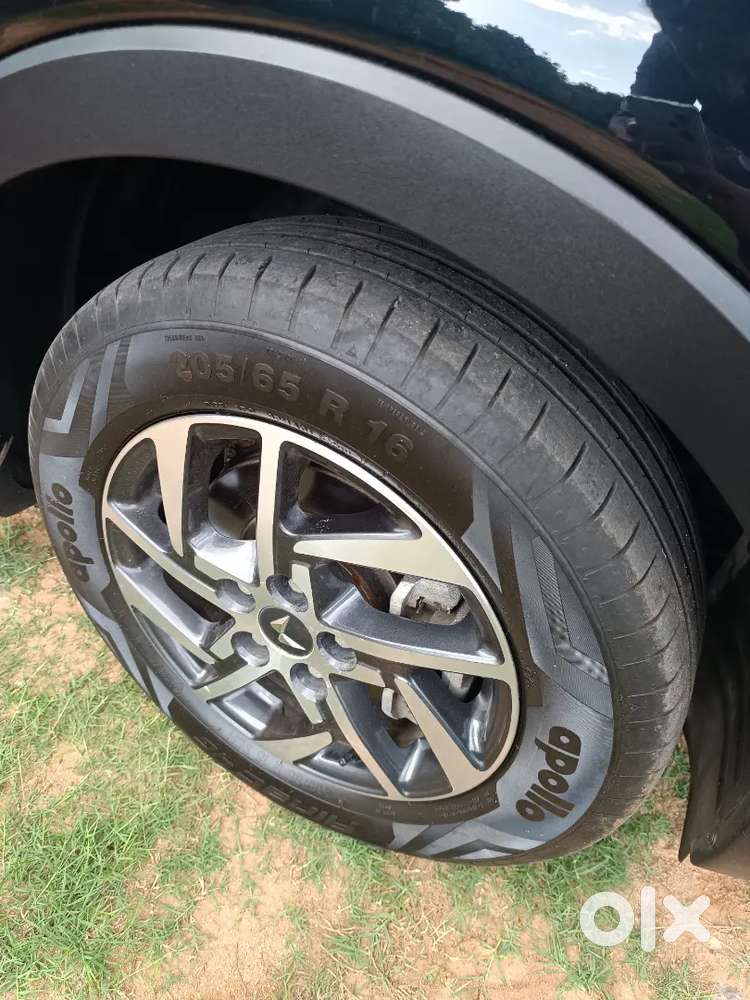 Mahindra Xuv300 W8 (o) 2023