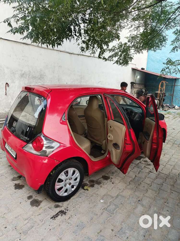 Honda Brio 2013 Petrol Well Maintained