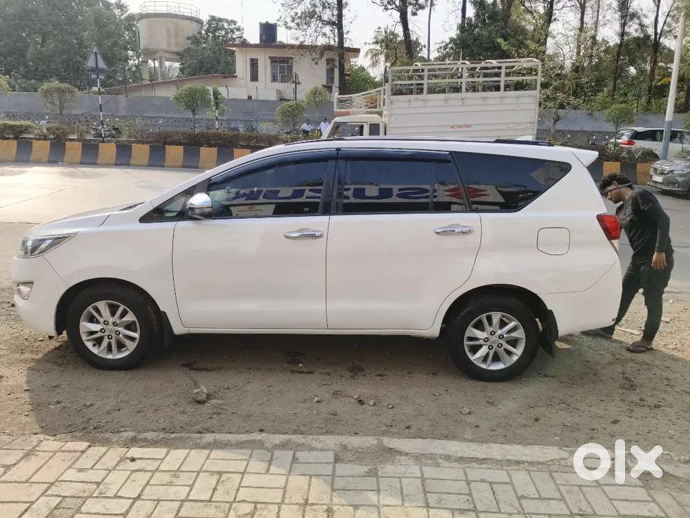 Toyota Innova Crysta 2020 Diesel Well Maintained