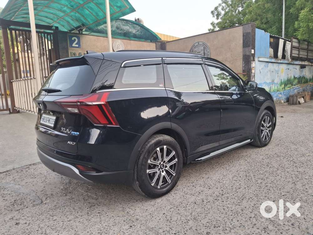 Mahindra Xuv700 2.0 Ax 7 Petrol At Str, 2024, Petrol