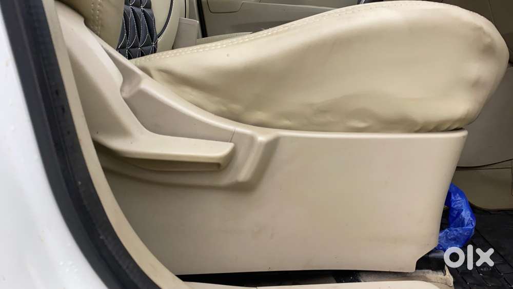 Maruti Suzuki Ertiga 2018-2022 1.4 Vxi Shvs At, 2021, Petrol