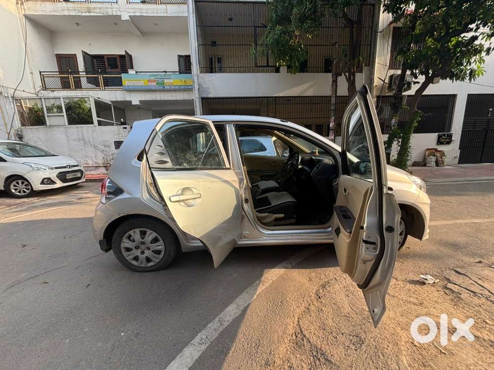Honda Brio Petrol Manual 2014
