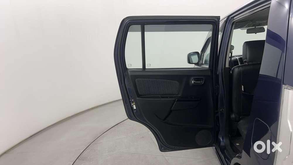 Maruti Suzuki Stingray Vxi, 2015, Petrol