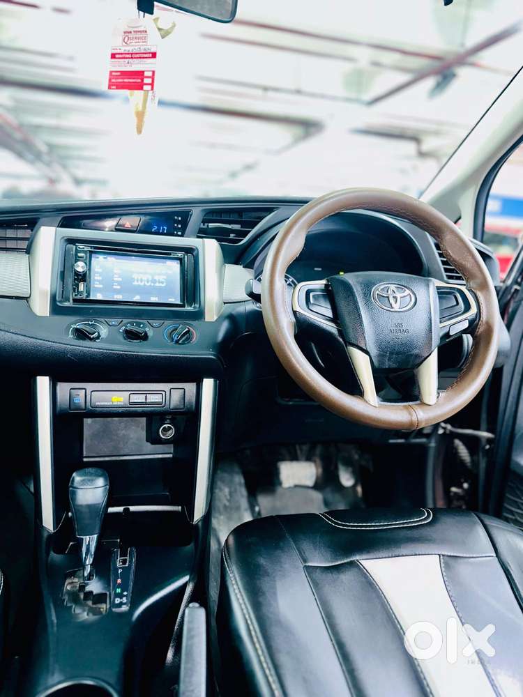 Toyota Innova Crysta 2.8 Gx At 8s, 2016, Diesel