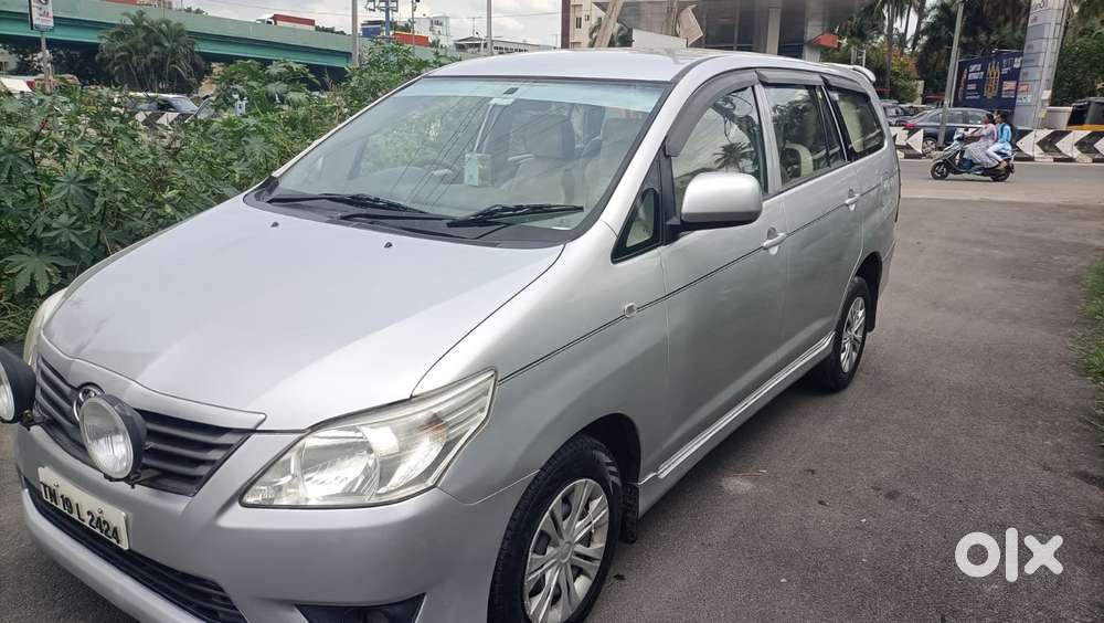 Toyota Innova 2.5 G (diesel) 8 Seater, 2013, Diesel
