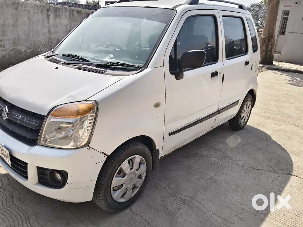 Good Condition Parsing 11/2028 Vimo Chalu Ac Chalu New Tyres