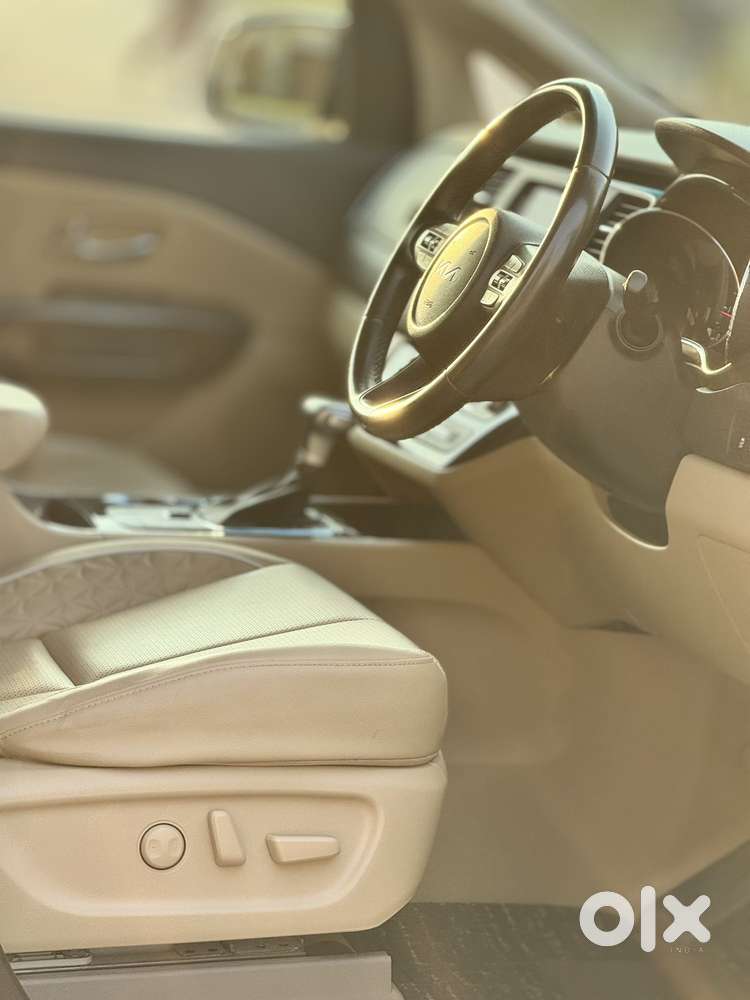 Kia Carnival Limousine Plus 7 Str, 2023, Diesel