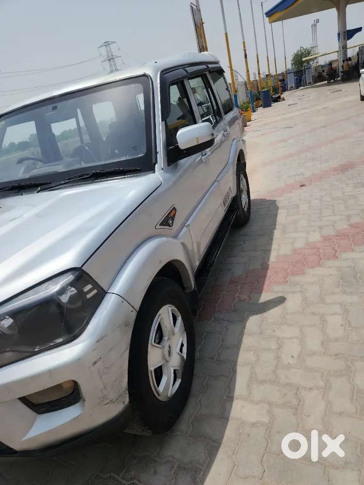 Mahindra Scorpio S6 Plus 2016 Diesel Car