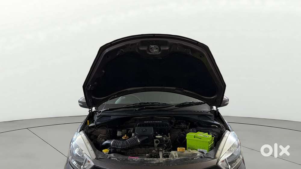 Tata Tiago 1.2 Revotron Xz, 2016, Petrol