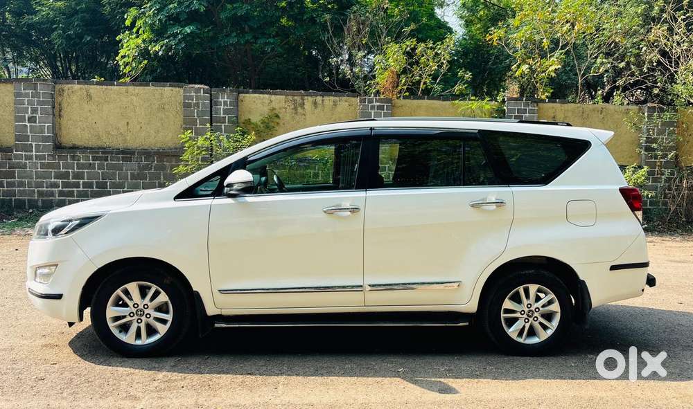 Toyota Innova Crysta 2.4 V, 2019, Diesel