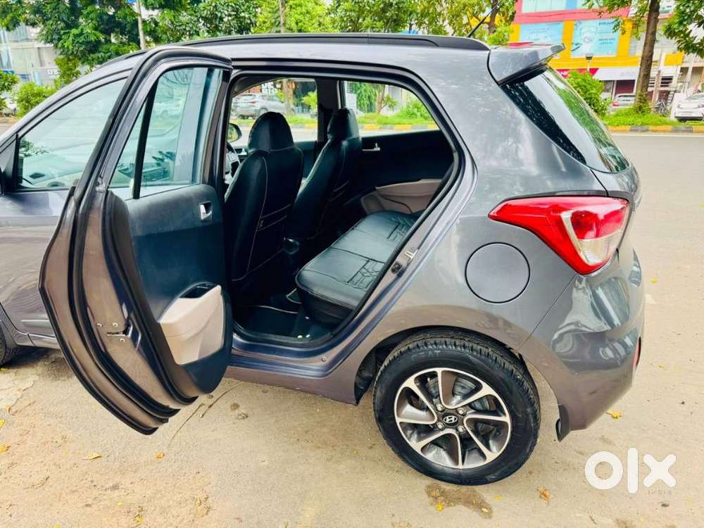 Hyundai Grand I10 Sportz (o) 1.2 At Vtvt, 2019, Petrol