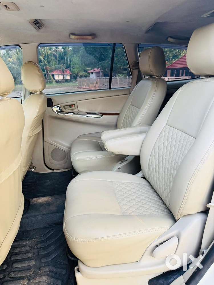 Toyota Innova 2009 Diesel Well Maintained