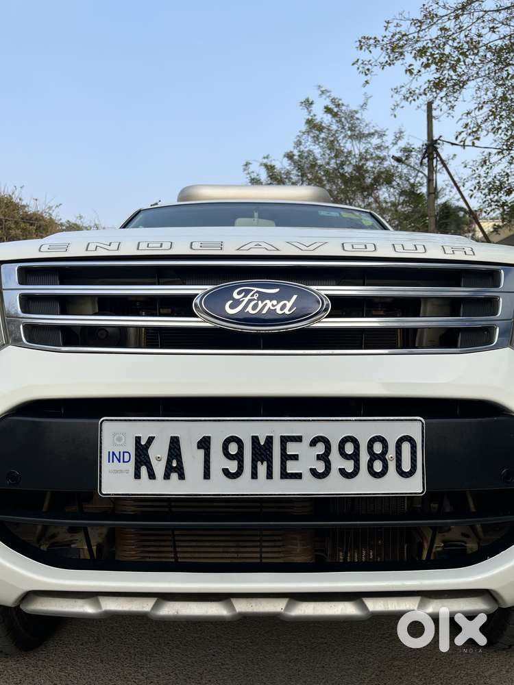 Ford Endeavour 3.2 Titanium At 4x4, 2014, Petrol