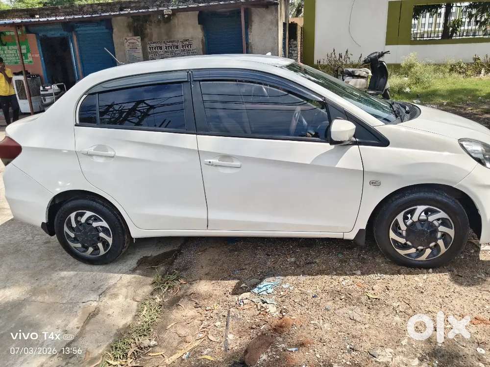 Honda Amaze 1.5 E 2013