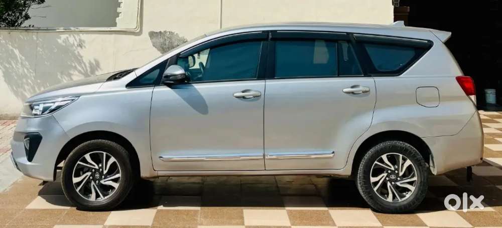 Toyota Innova Crysta 2022 Diesel 89000 Km Driven