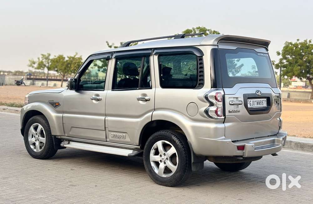 Mahindra Scorpio S4, 2015, Diesel