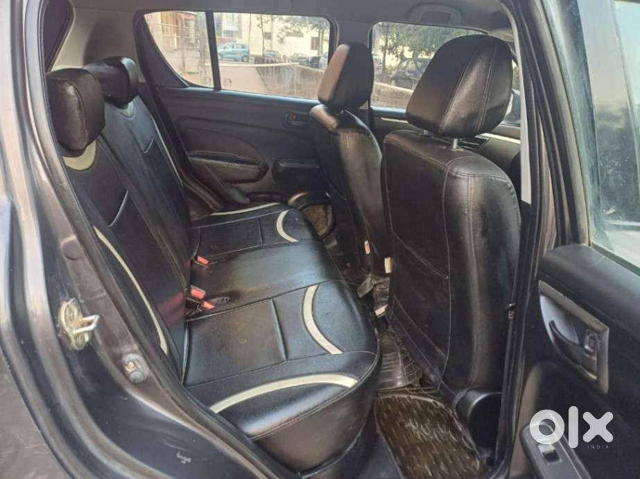 Maruti Suzuki Swift Lxi Optional-o, 2017, Petrol