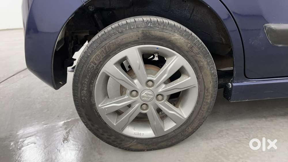 Maruti Suzuki Stingray Vxi, 2015, Petrol