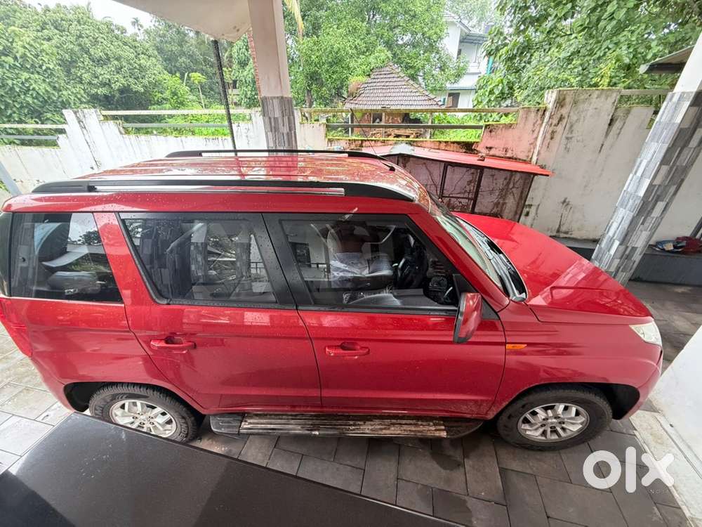 Mahindra Tuv 300 2016
