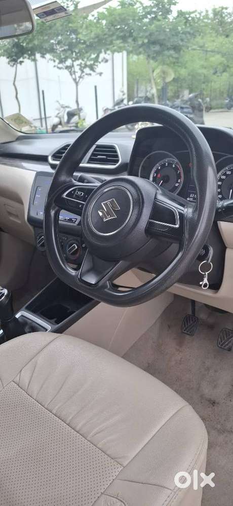 Maruti Suzuki Dzire 1.2 Vxi, 2022, Petrol