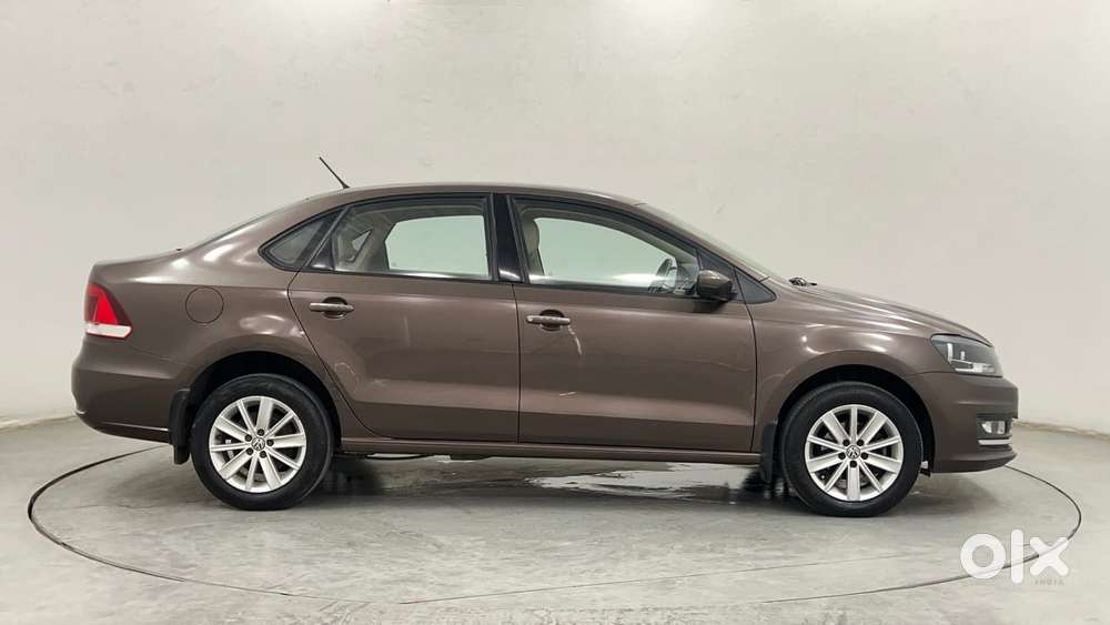Volkswagen Vento 1.2 Tsi Highline At, 2016, Petrol