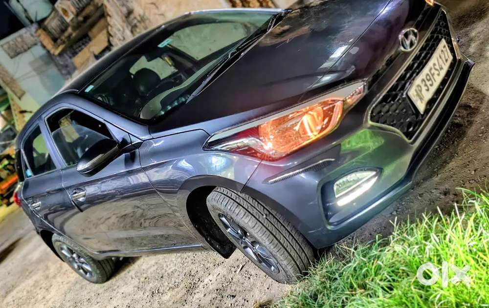 Hyundai I20 Sportz Plus, Fully Showroom Maintained ( Till Date )