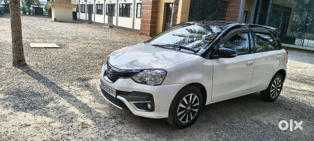 Toyota Etios Liva V 2019