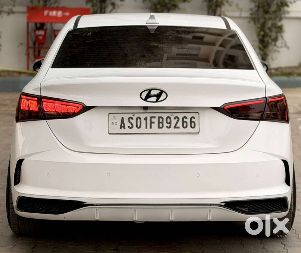 Hyundai Verna 1.5 Sx (o) Vtvt, 2022, Petrol