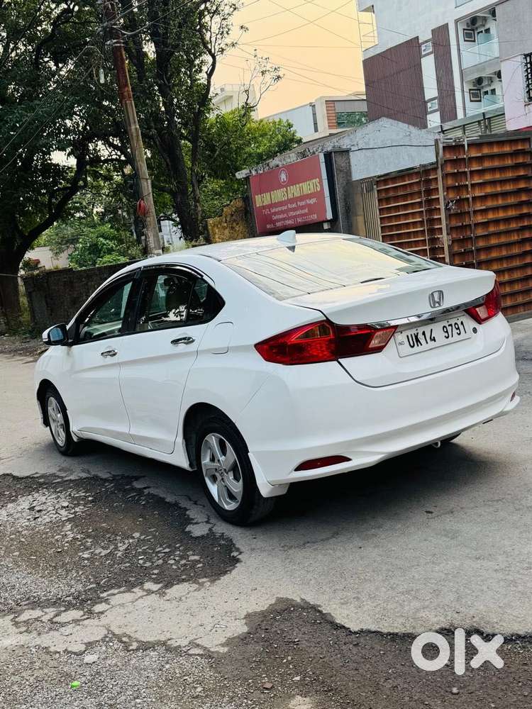 Honda City I Vtec E, 2015, Petrol