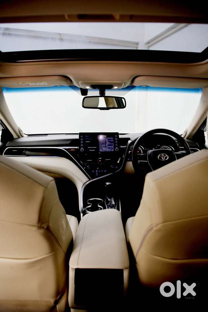 Toyota Camry Hybrid, 2024, Petrol