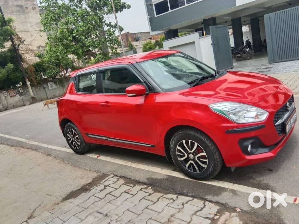 Maruti Suzuki Swift Vxi + Manual, 2022, Petrol