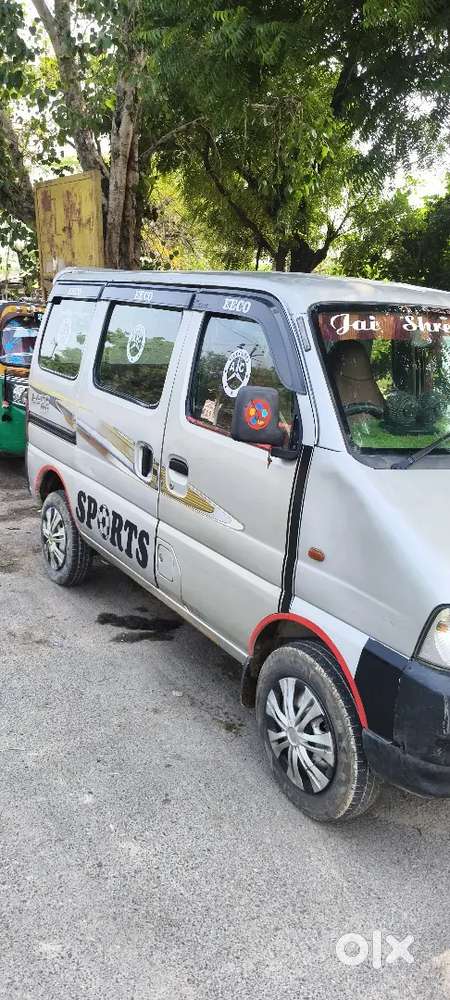Maruti Suzuki Eeco Smiles 2017