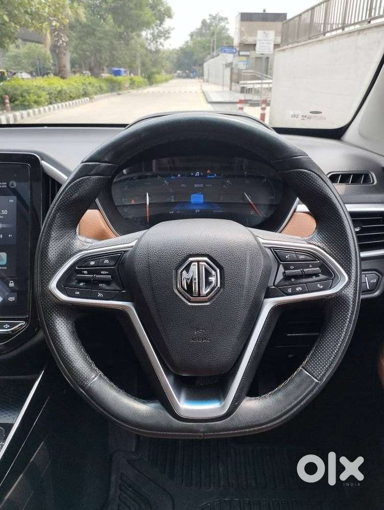 Mg Hector Plus Sharp Cvt, 2023, Petrol