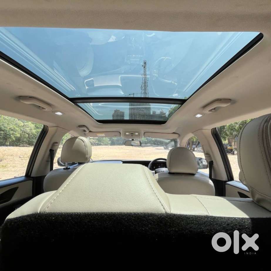 Mahindra Xuv700 2.2 Ax 5 Diesel At 7 Str, 2022, Diesel