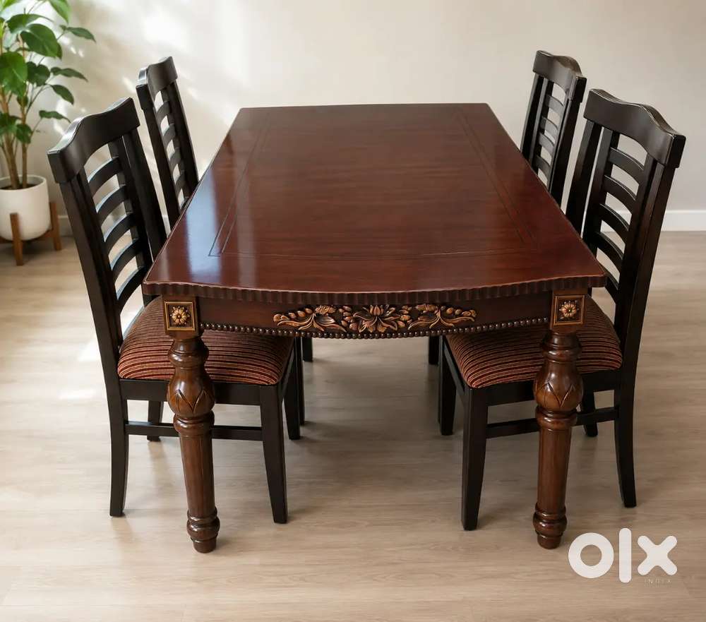 Premium 4-Seater Wooden Dining Set