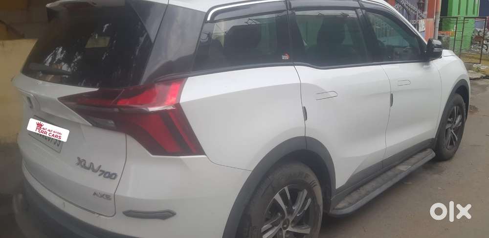 Mahindra Xuv700 2.0 Ax 5 Petrol Mt 7 Str, 2022, Petrol