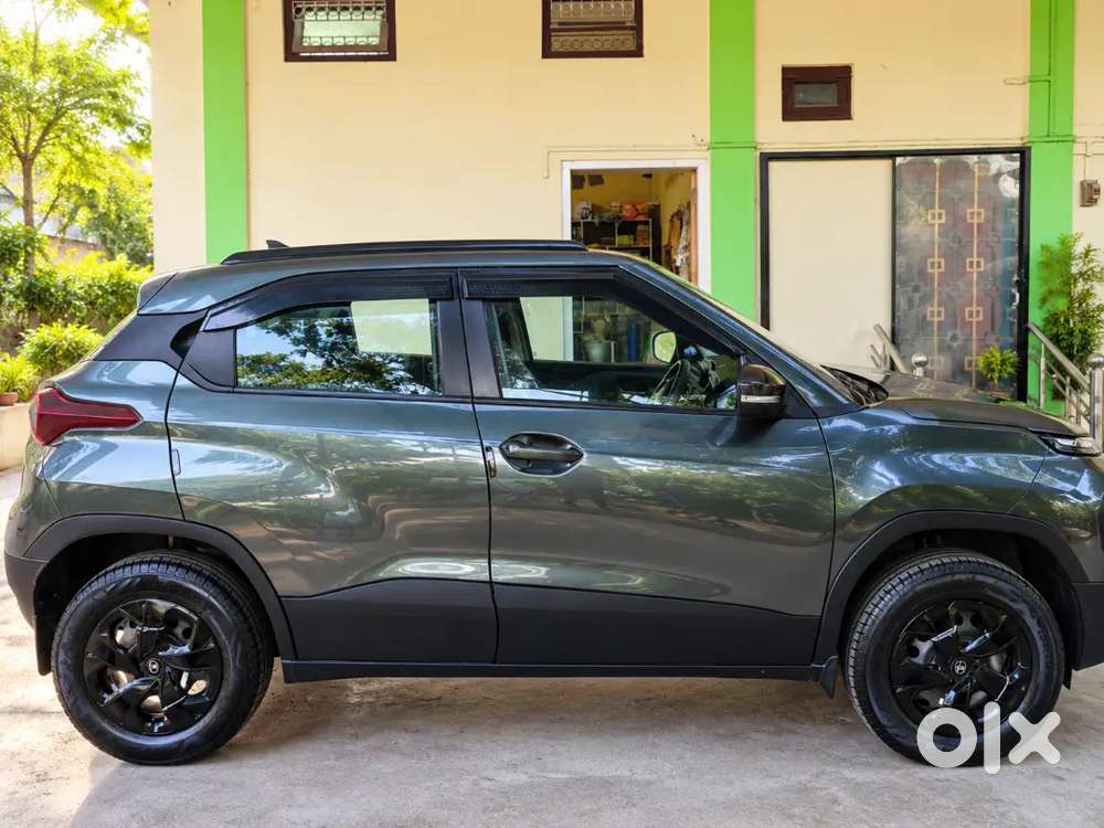 Tata Punch 1.2 Revotron 2025