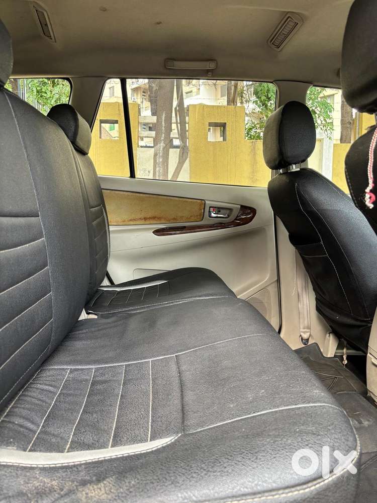 Toyota Innova 2.5 Ev Diesel Ms 7 Str Bsiii, 2014, Diesel