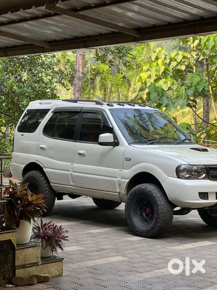 Tata Safari 2012 Diesel 70000 Km Driven