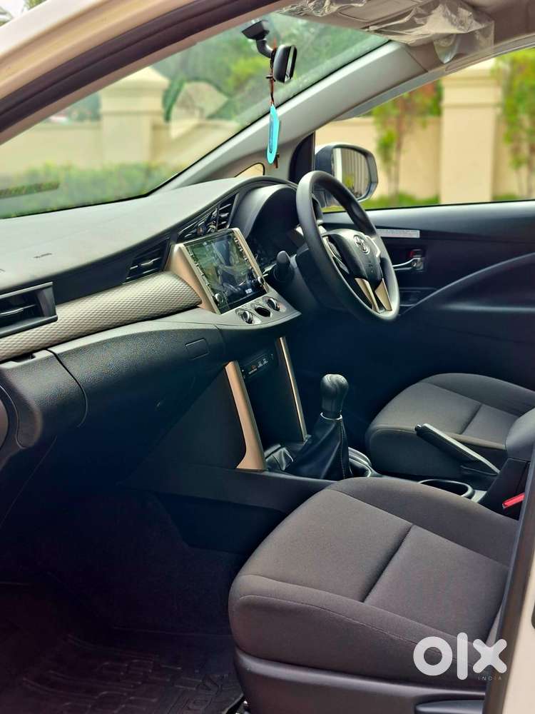 Toyota Innova Crysta [2020-ongoing] 2.4 Gx 7 Str, 2024, Diesel