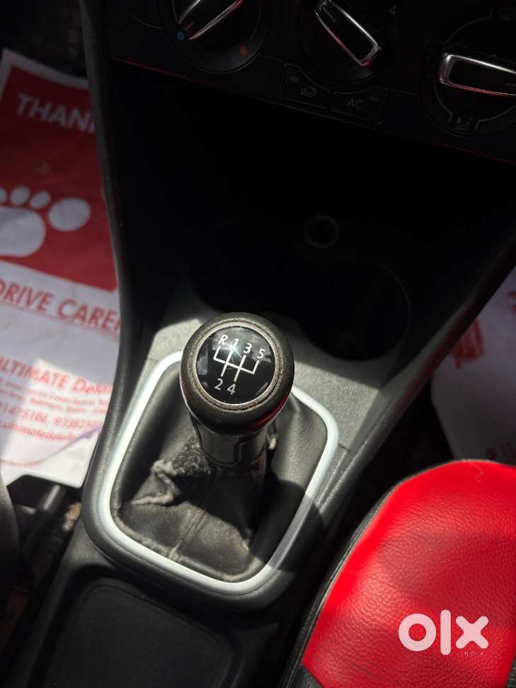 Volkswagen Polo Petrol Highline 1.6l, 2012