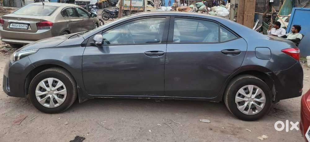 Toyota Corolla Altis 2010-2013 G, 2014, Petrol
