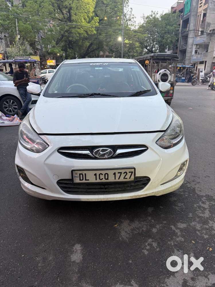 Hyundai Fluidic Verna 1.6 Vtvt Sx, 2013, Petrol