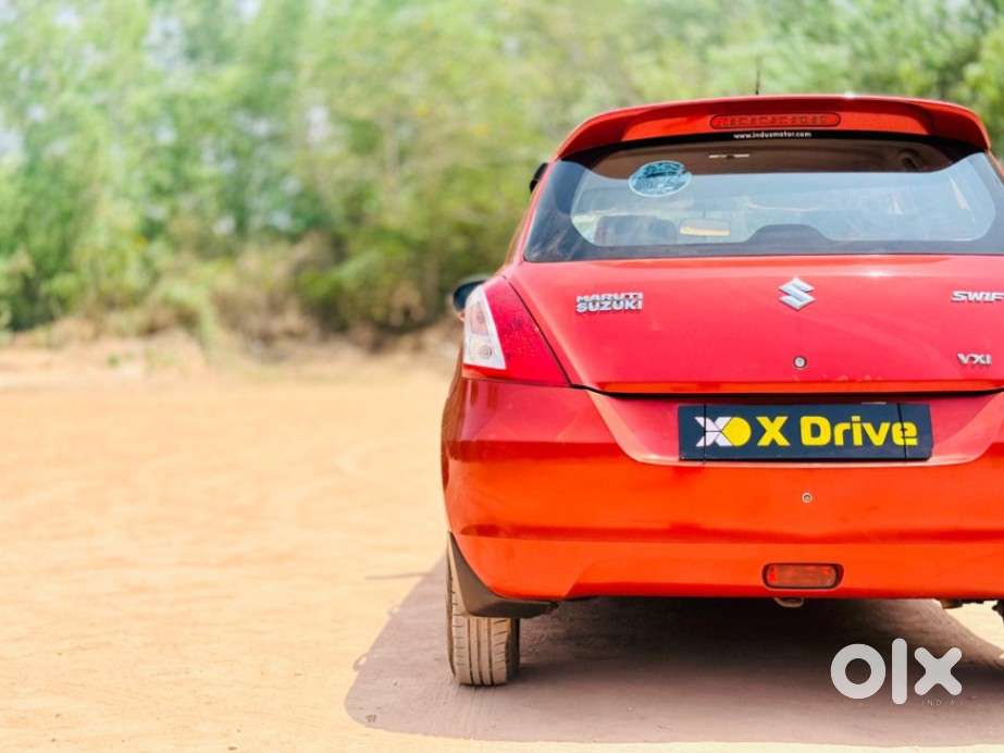 Maruti Suzuki Swift Vxi 1.2 Abs Bs-iv, 2014, Petrol