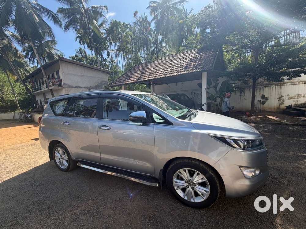 Toyota Innova Crysta 2018