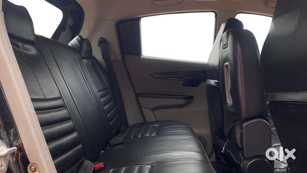 Mahindra Kuv 100 2016-2017 Mfalcon G80 K4 Plus, 2016, Petrol
