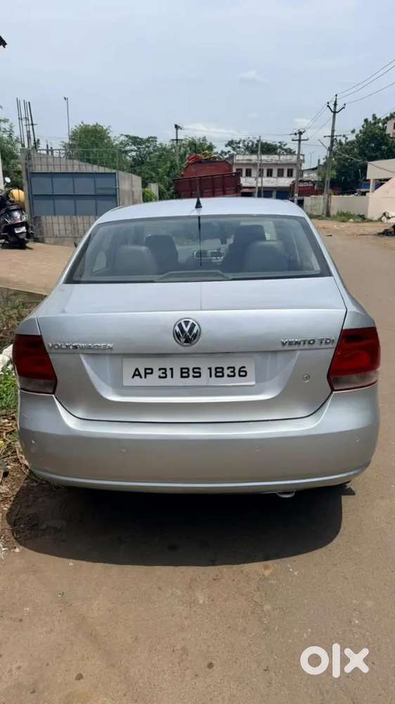 Volkswagen Vento Diesel Highline 2011