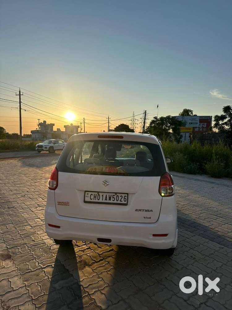Maruti Suzuki Ertiga Vdi Shvs, 2014, Diesel