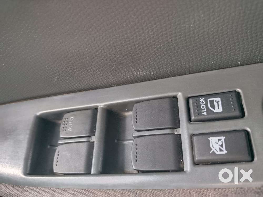 Maruti Suzuki Swift Vxi + Manual, 2009, Petrol