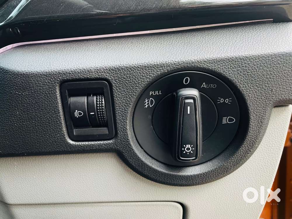 Skoda Kushaq Style 1.0l Tsi At, 2022, Petrol